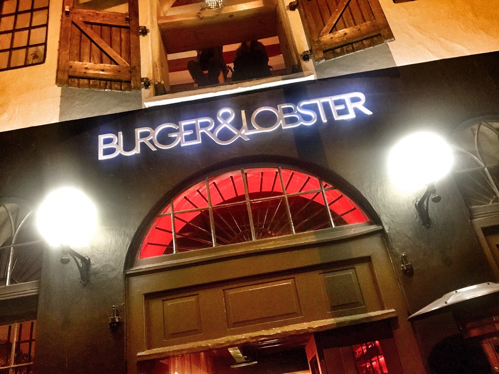 Burger and Lobster, Burger & Lobster, Cape Town, Places to eat, things to do in cape town, crayfish, lobster, best burger, in cape town, new restaurant, best restaurant, amazing drinks, unique, cool place to eat